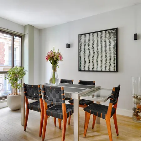 Appartamento Large And Bright T2 In - Welkeys Parigi