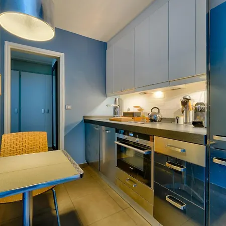 Appartamento Large And Bright T2 In - Welkeys *