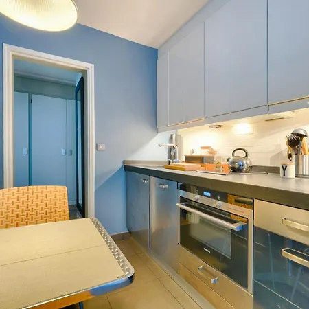 Appartamento Large And Bright T2 In - Welkeys Parigi